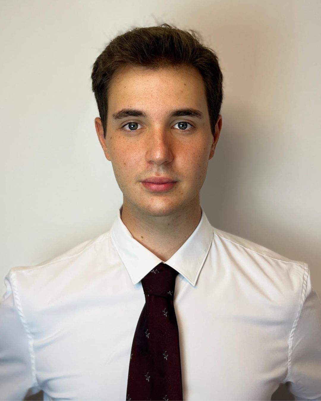 Marcos, 2 years experience, available 20 hours p/w